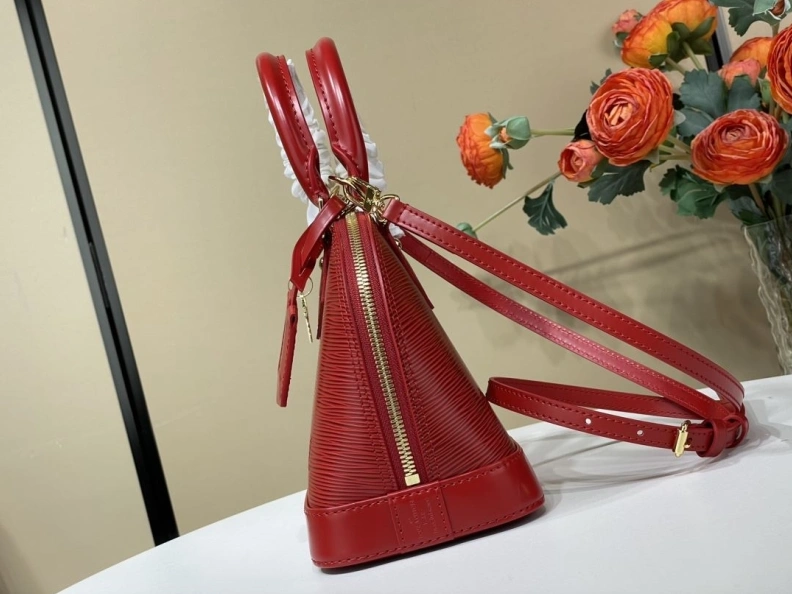 Minimalist LX Top Handle Bags 400