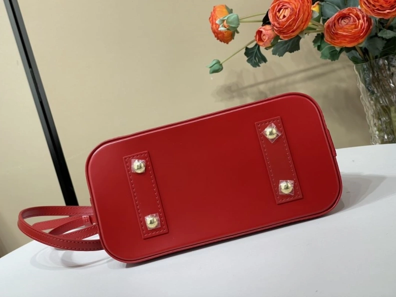 Minimalist LX Top Handle Bags 400