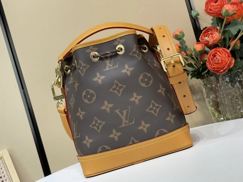 Efficient LX Satchel Bags 508