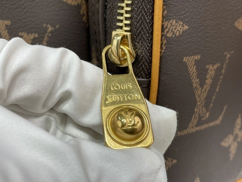 Efficient LX Satchel Bags 508