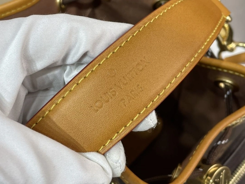 Efficient LX Satchel Bags 508