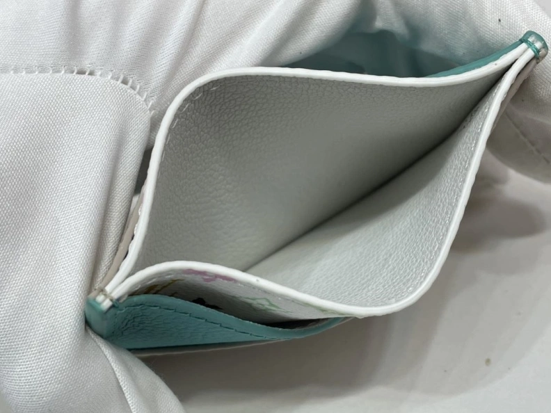 Breathable LX Wallets 198