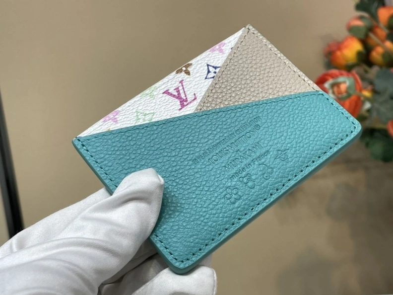 Breathable LX Wallets 198