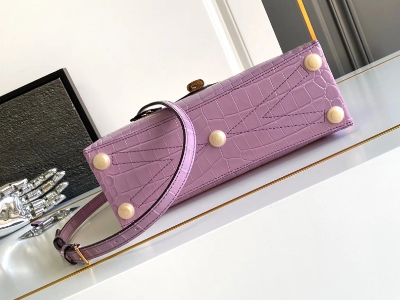 Comfortable LX Top Handle Bags 365