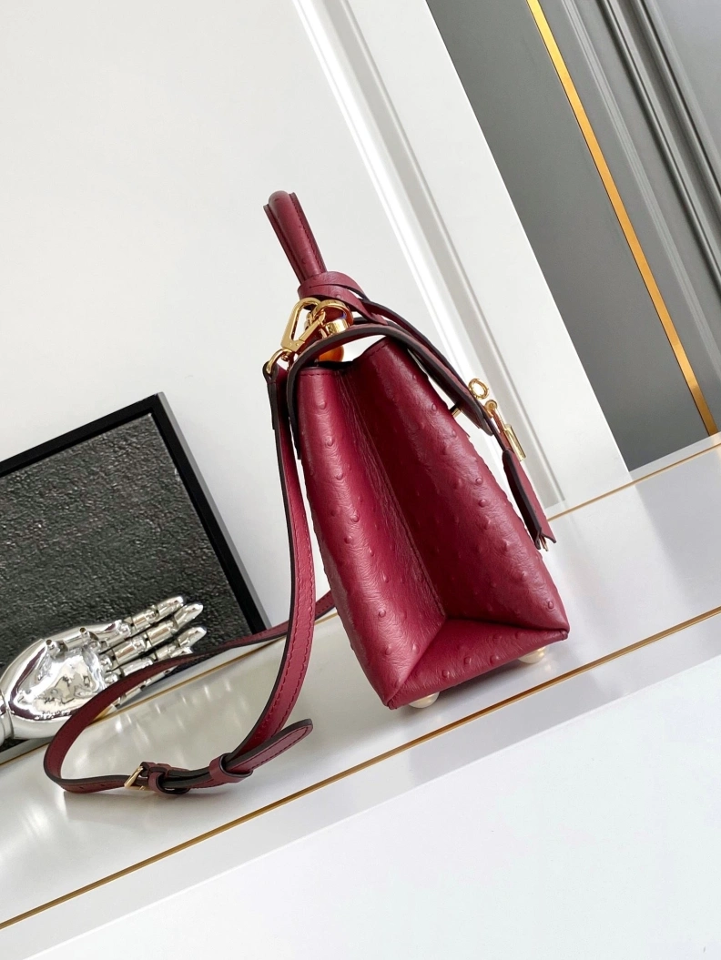 LX Top Handle Bags Sleek 327