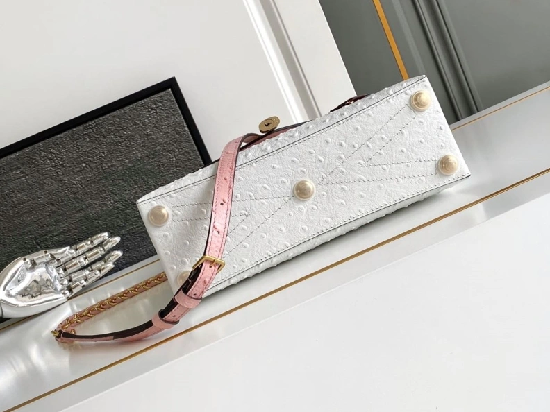 LX Top Handle Bags Cozy 370