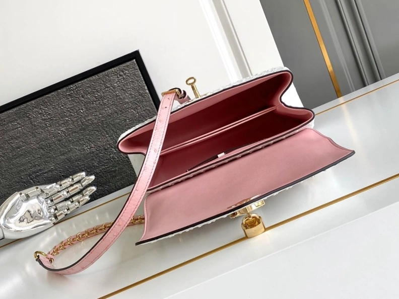 LX Top Handle Bags Cozy 370