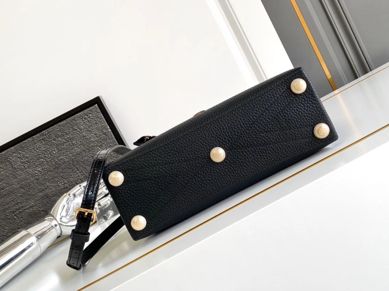 LX Top Handle Bags Resilient 309