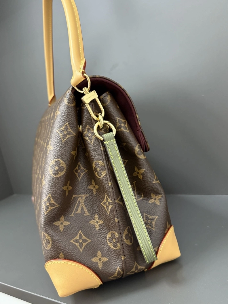 Breathable LX Top Handle Bags 302