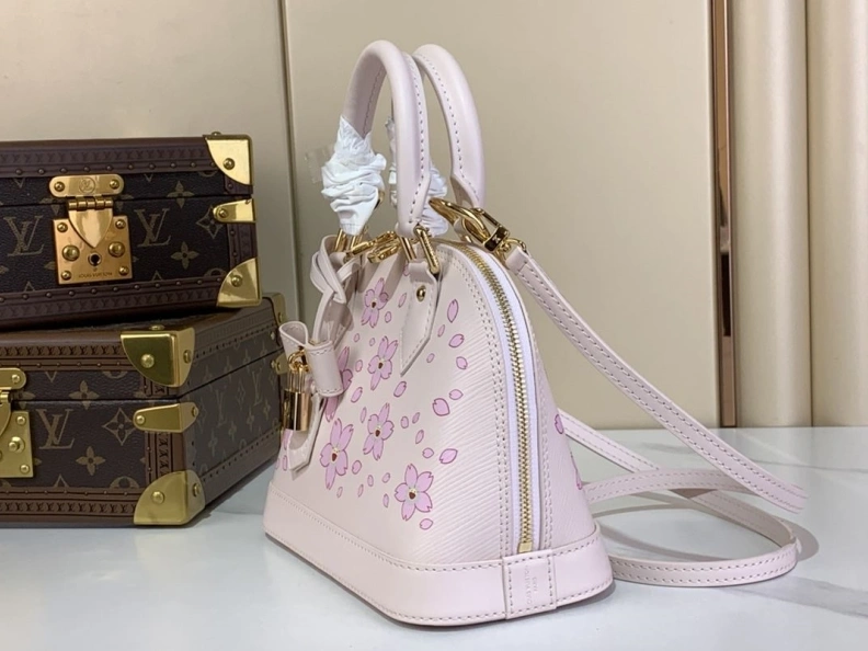 LX Top Handle Bags Sophisticated 314