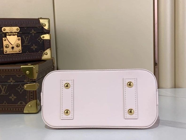 LX Top Handle Bags Sophisticated 314