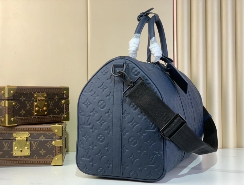 Durable LX Travel Bags 253