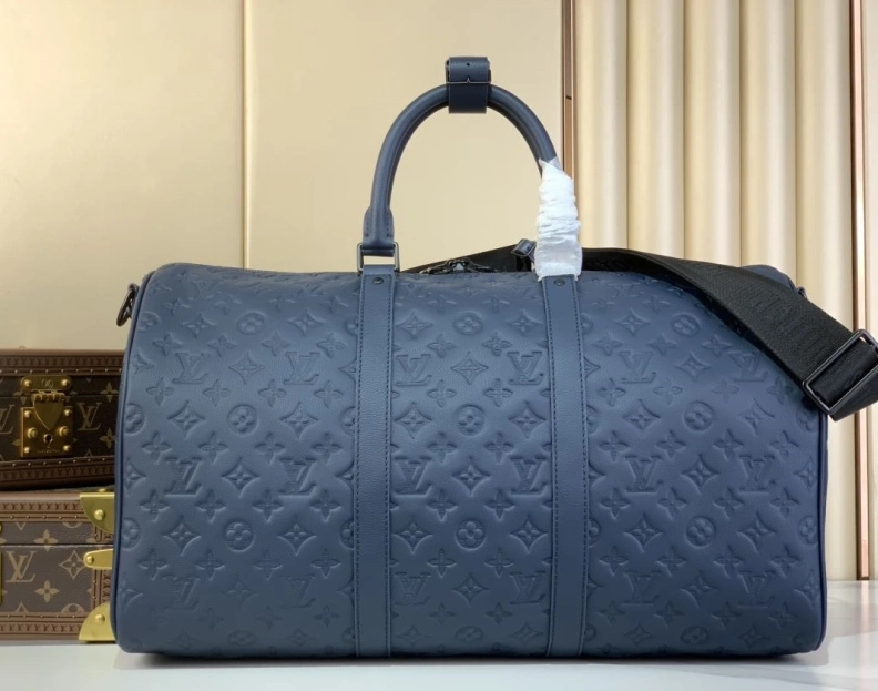 Durable LX Travel Bags 253