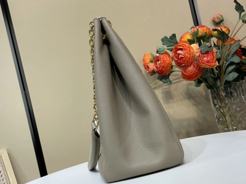 Practical LX Top Handle Bags 305