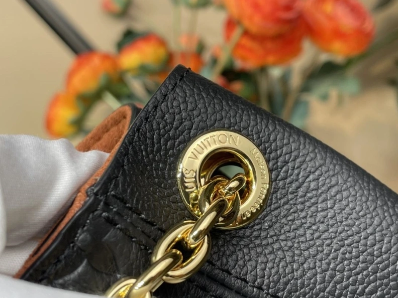 Sleek LX Top Handle Bags 303
