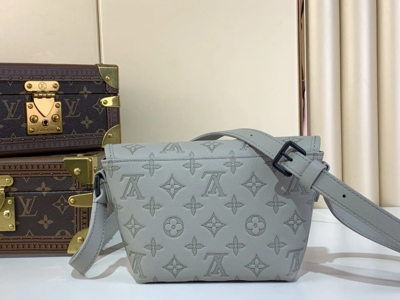 Sophisticated LX Satchel Bags 516