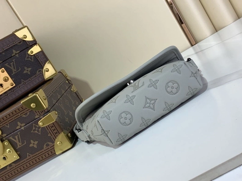 Sophisticated LX Satchel Bags 516