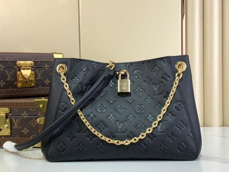 LX Top Handle Bags Sleek 295