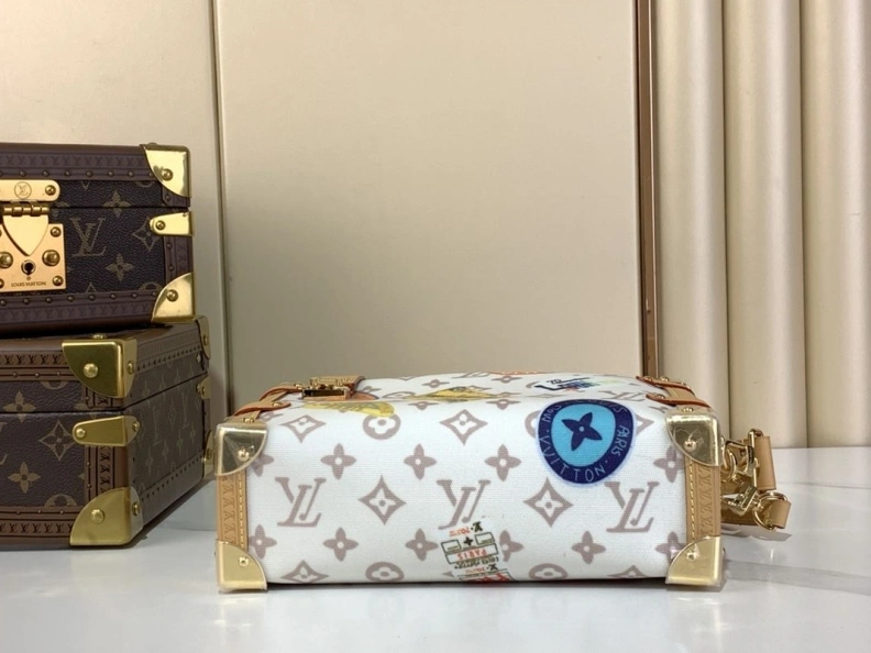 Practical LX Box Bags 680