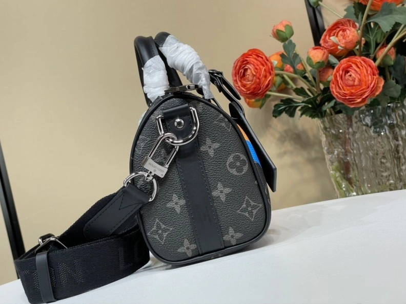 Compact LX Travel Bags 245