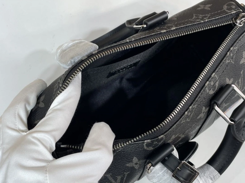 Compact LX Travel Bags 245