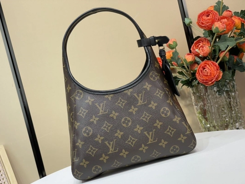 Refined LX Top Handle Bags 395