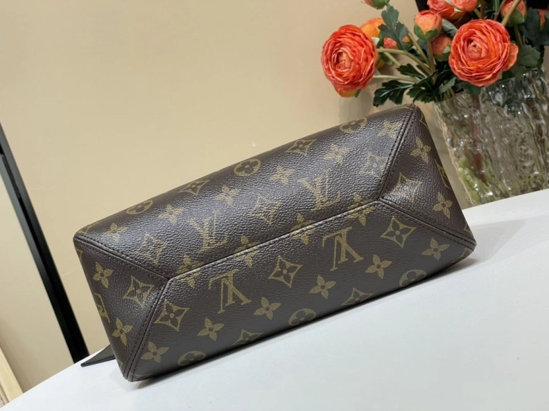 Refined LX Top Handle Bags 395