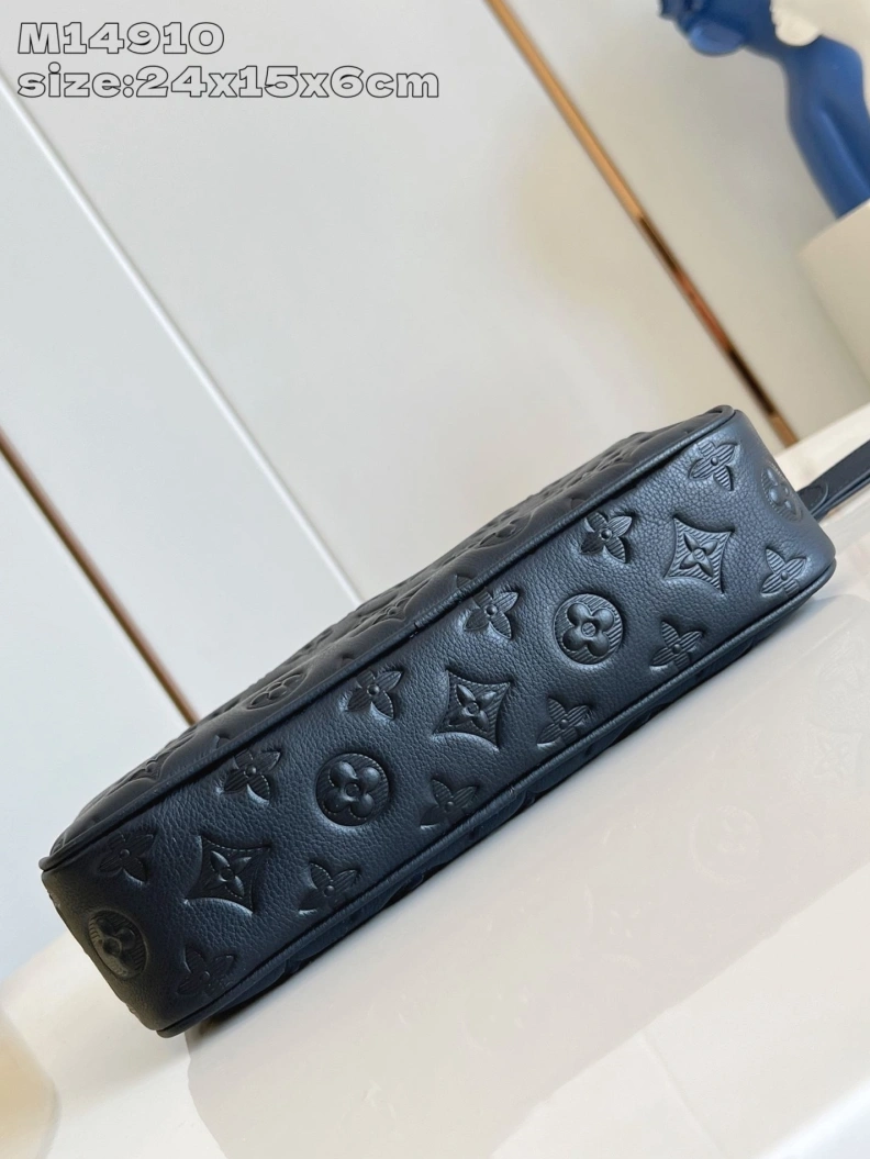 Fashionable LX Clutch Bags 586