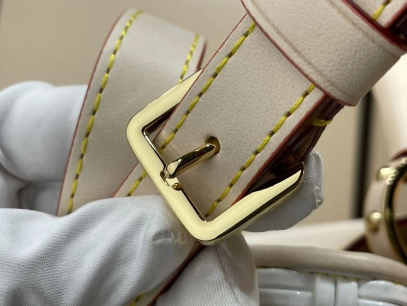 WellDesigned LX Caxucines Bags 6548