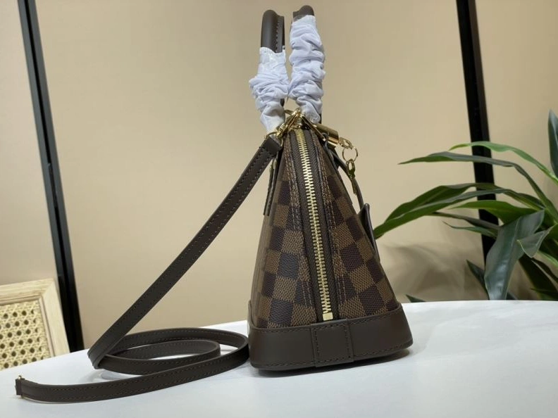LX Top Handle Bags Classic 27