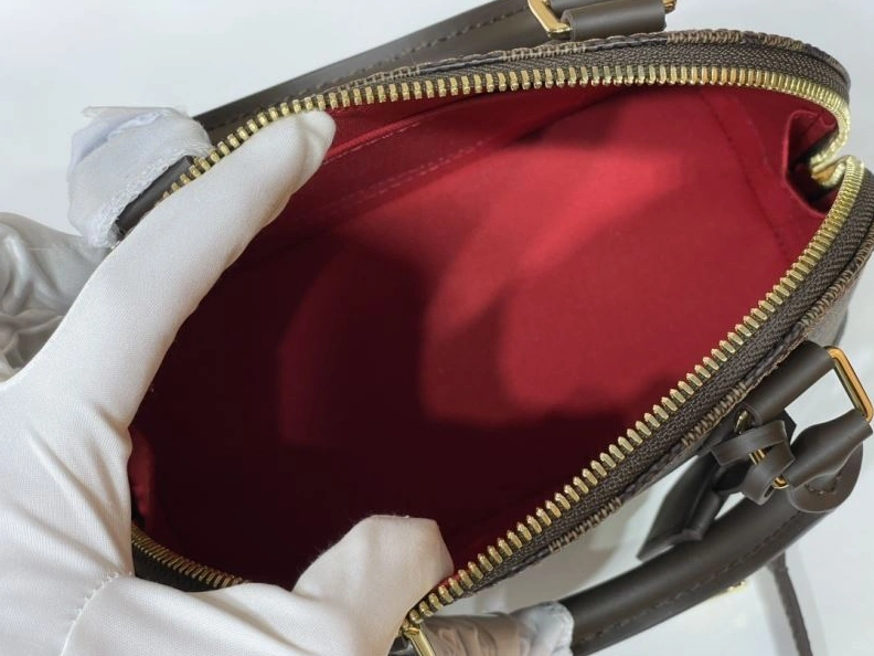 LX Top Handle Bags Classic 27