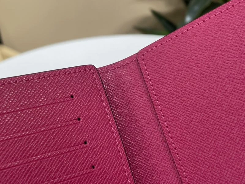 Trendy LX Wallets 6382