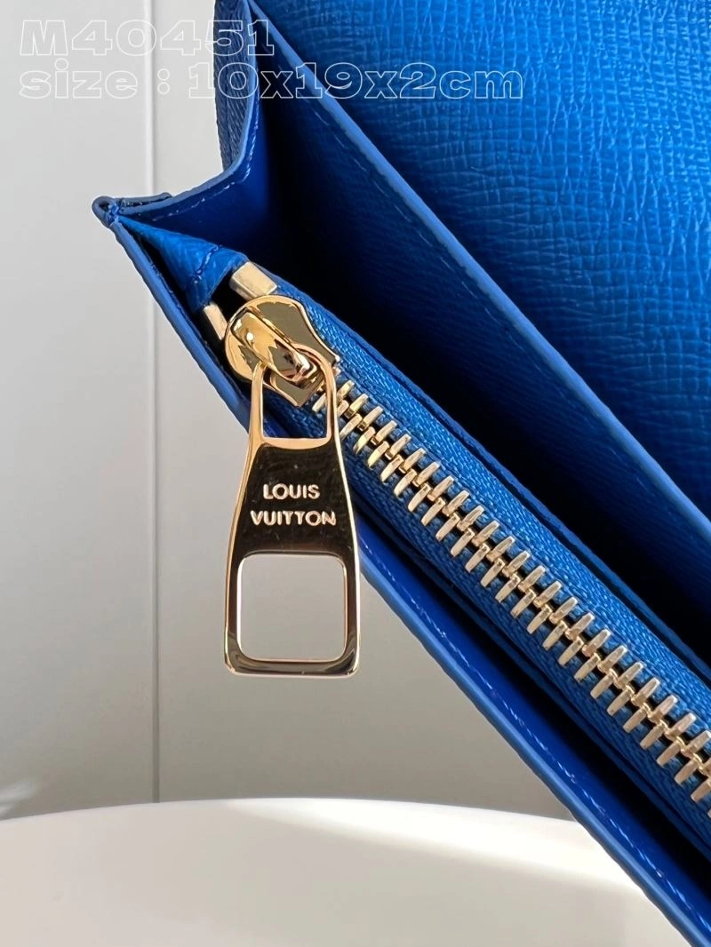 Lightweight LX Wallets 6305