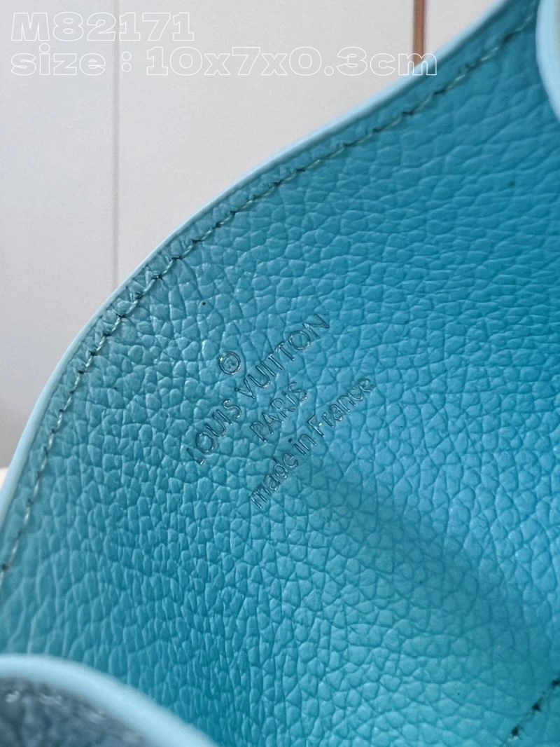 Practical LX Wallets 6275