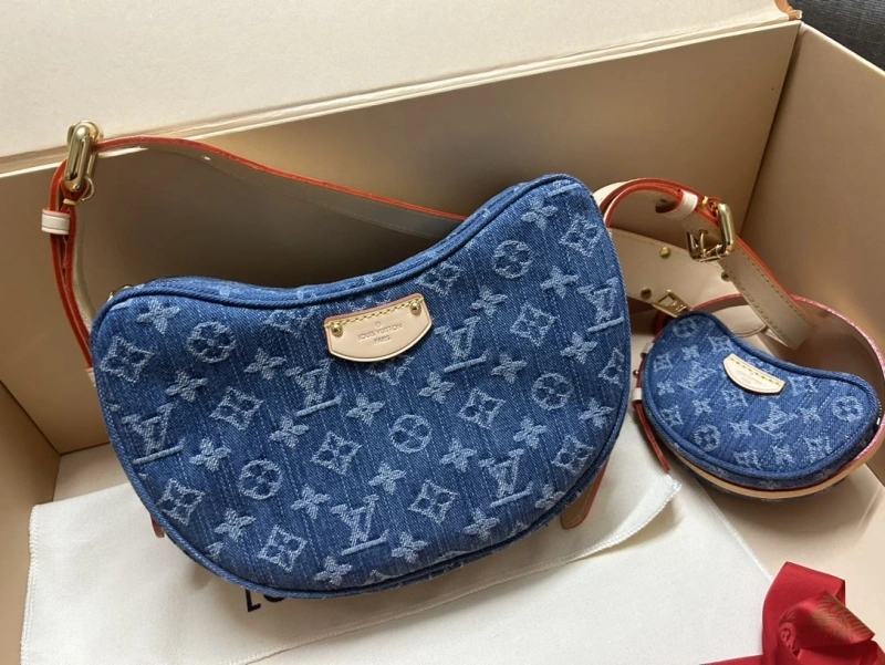 Versatile LX Top Handle Bags 6101