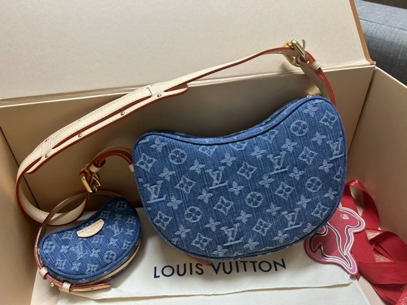 Versatile LX Top Handle Bags 6101