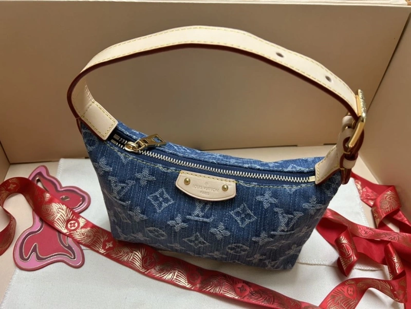 LX Top Handle Bags Bold 6106