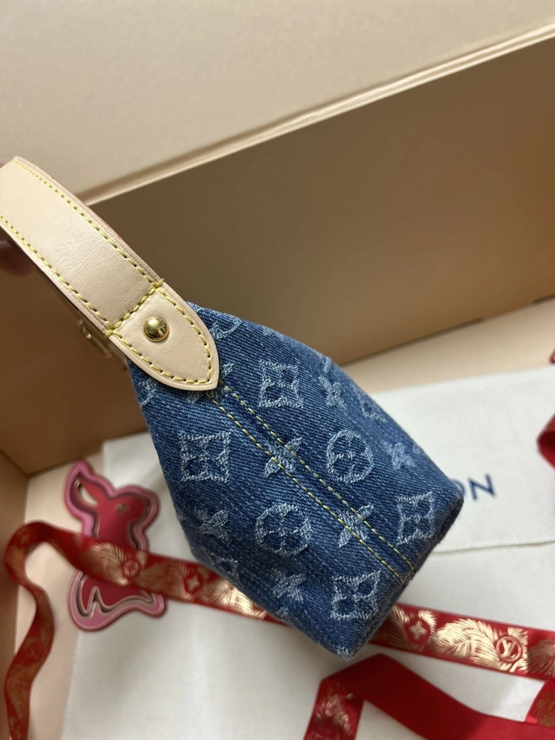 LX Top Handle Bags Bold 6106