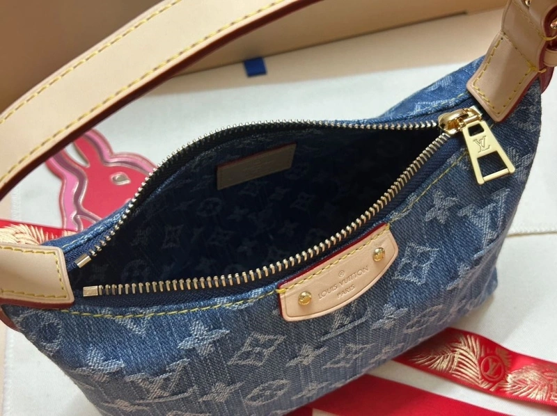 LX Top Handle Bags Bold 6106