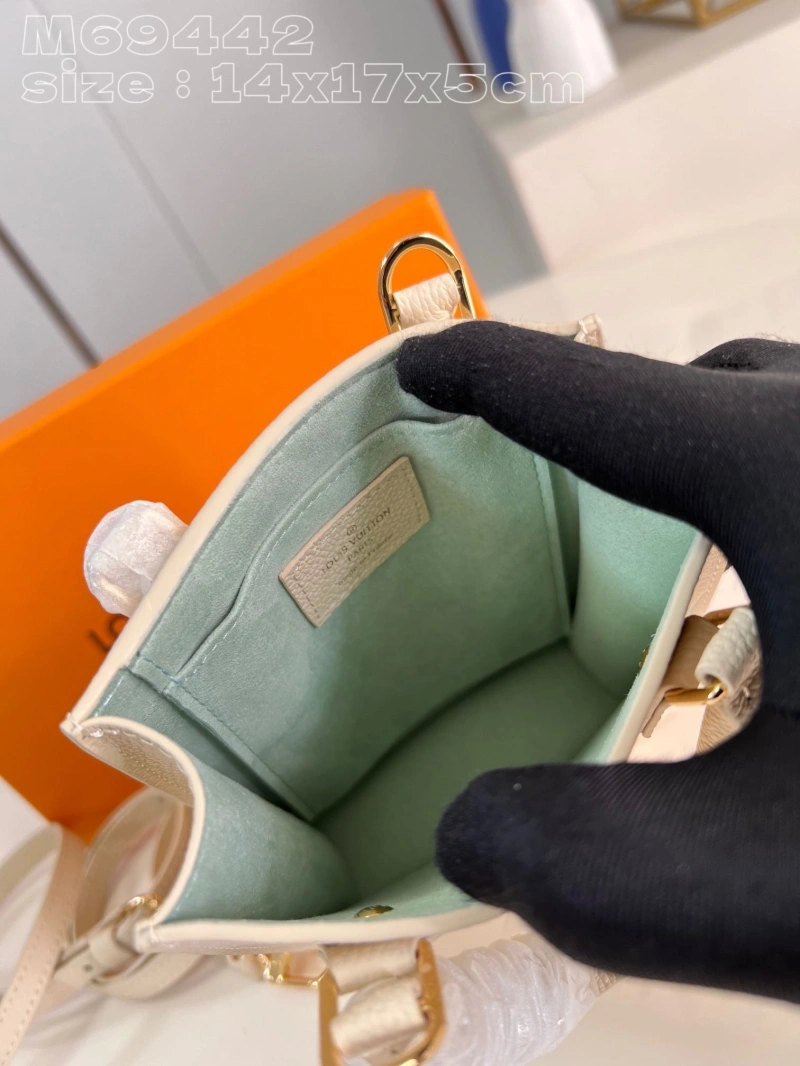 Efficient LX Top Handle Bags 6084