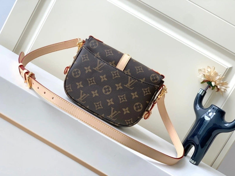 EyeCatching LX Satchel Bags 6140