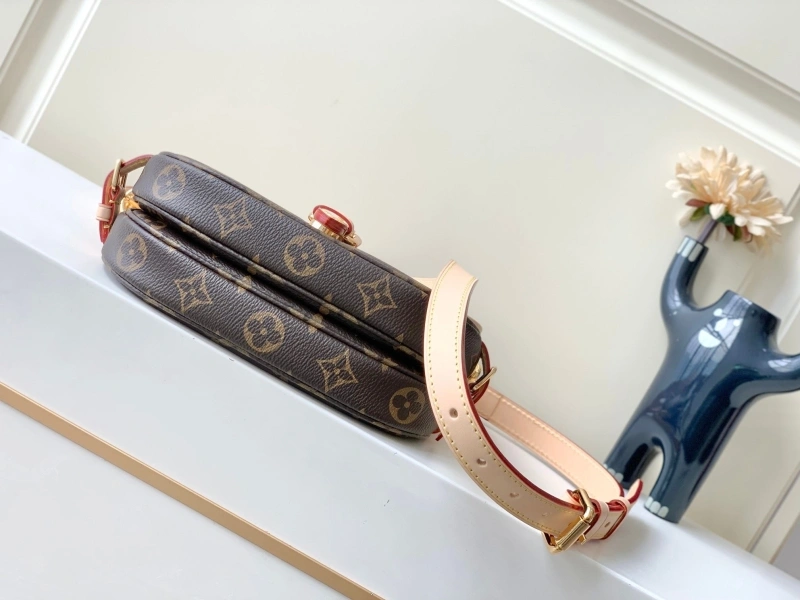 EyeCatching LX Satchel Bags 6140