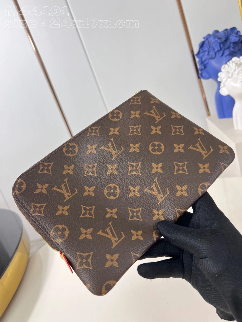 Trendsetting LX Clutch Bags 5370