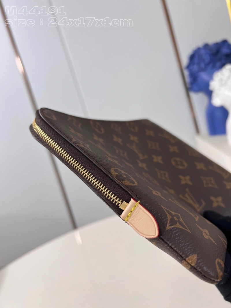Trendsetting LX Clutch Bags 5370
