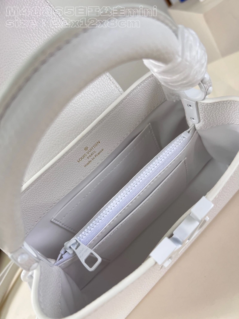 WellDesigned LX Caxucines Bags 5450