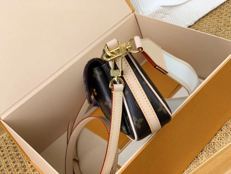 Cozy LX Satchel Bags 5335