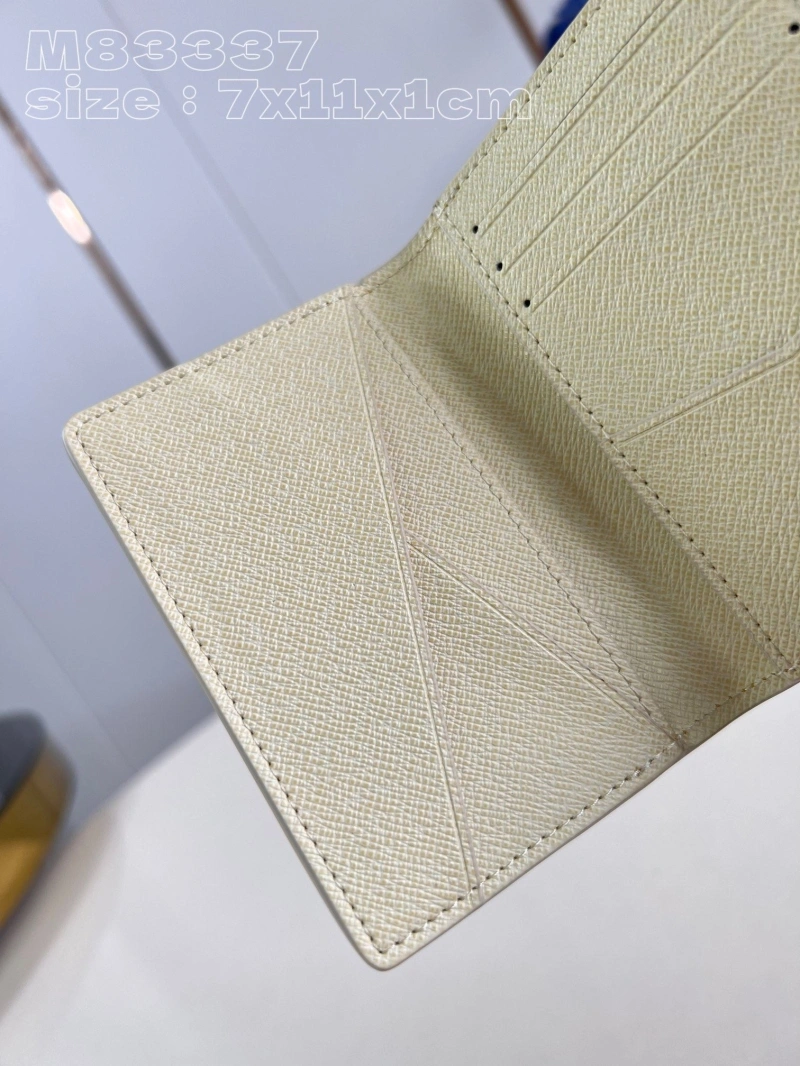Affordable LX Wallets 5079