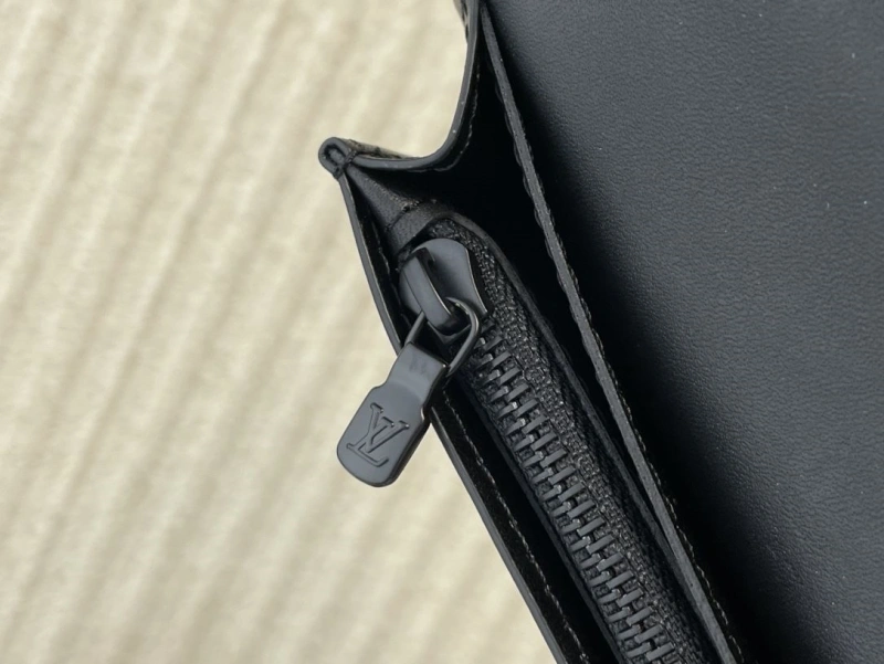 Compact LX Wallets 5060