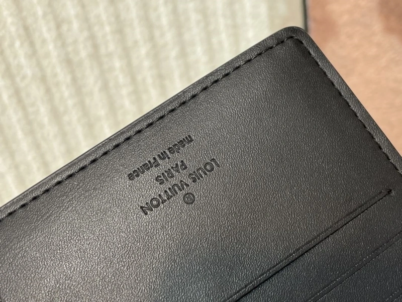 LX Wallets SportInspired 5073