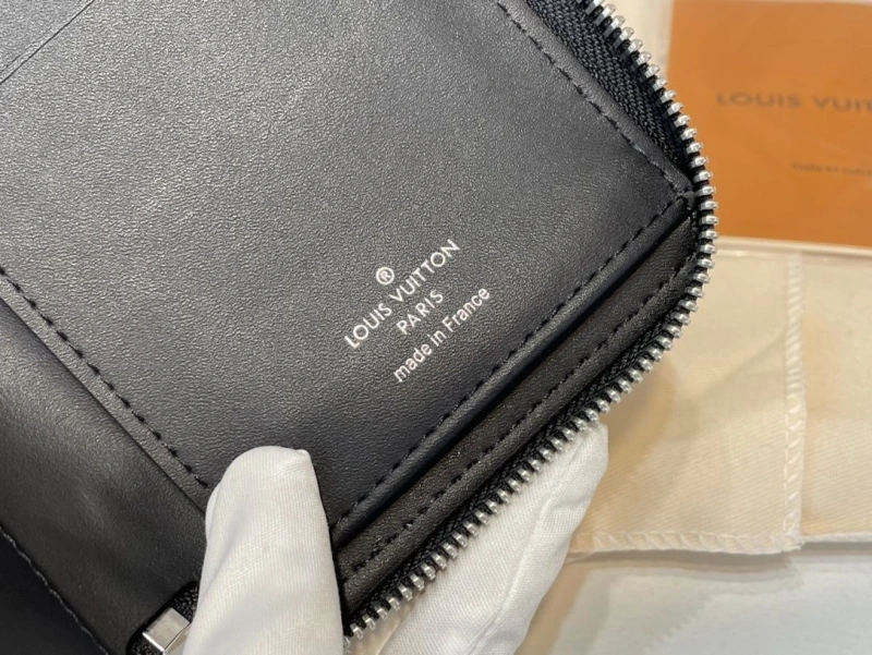 Unique LX Wallets 5069